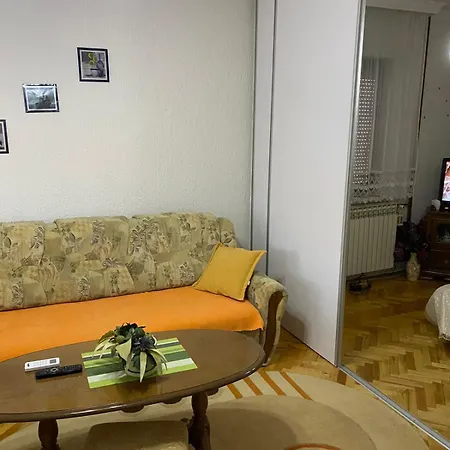 Privatna Kuca Milka 아파트